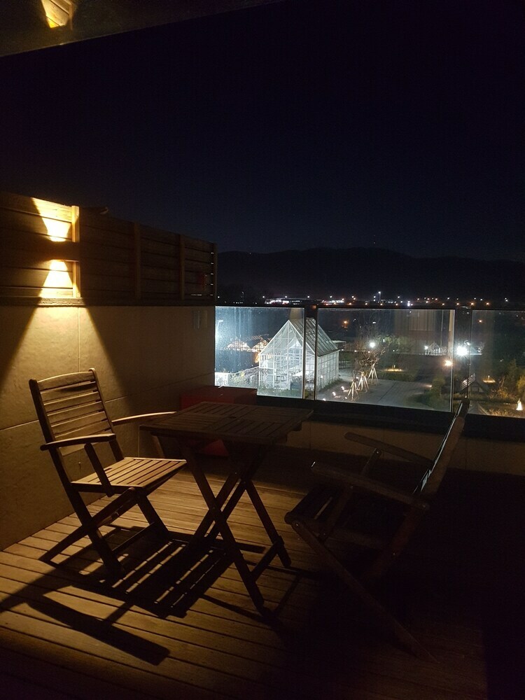 Eden Paradise Hotel