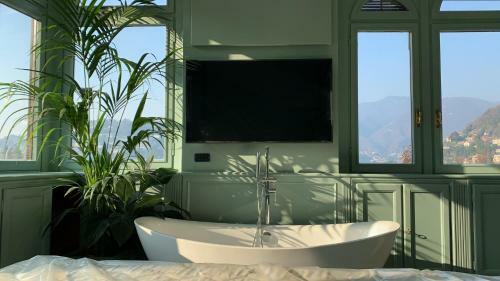 Hotel Bello! Lake Como Suites