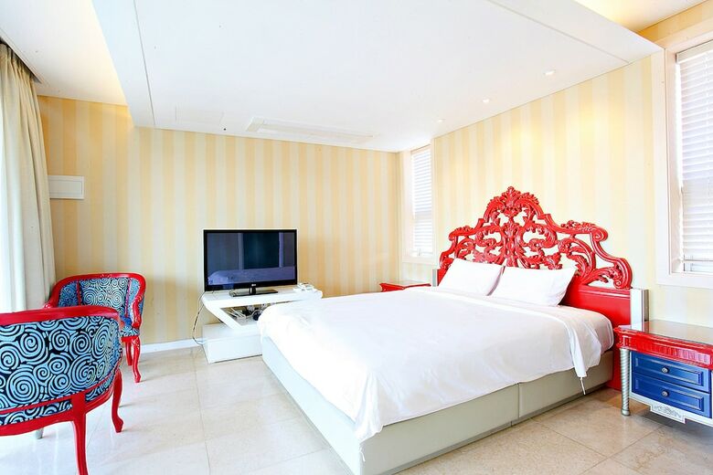 Pension Poolvilla At Aewol