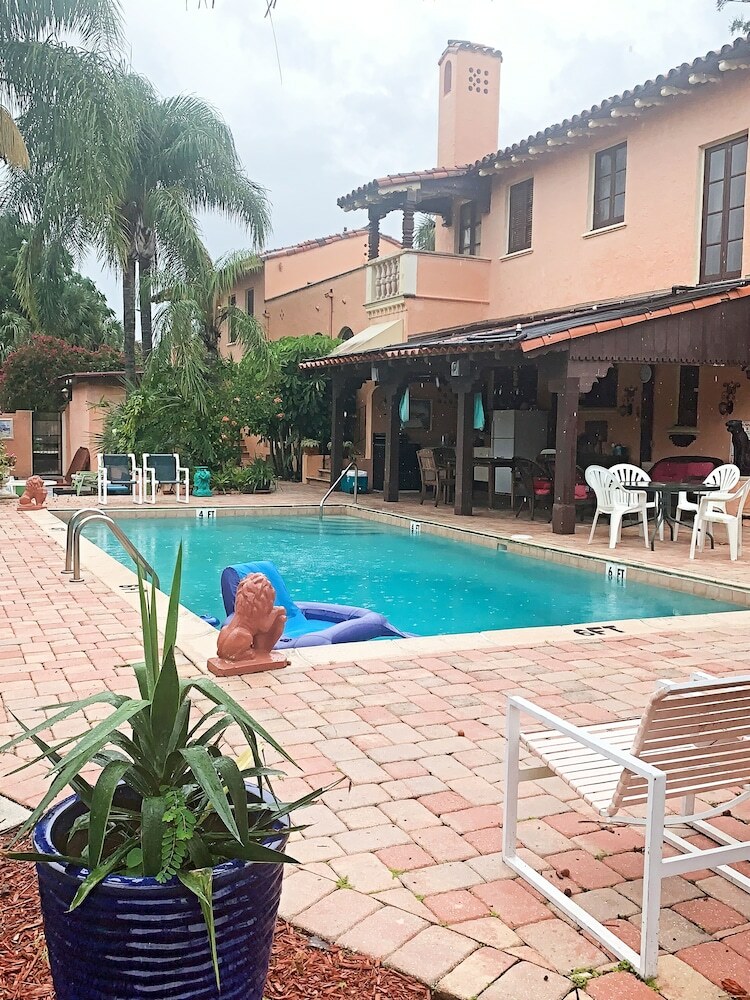 The Villa Bed And Breakfast