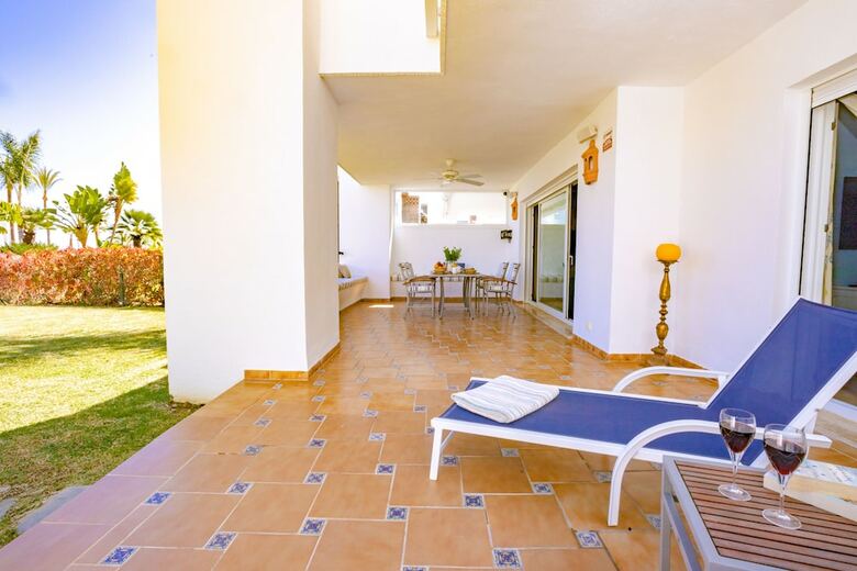 Oleholidays Apart. Los Monteros-palm Beach 8b0 A 50 M Playa