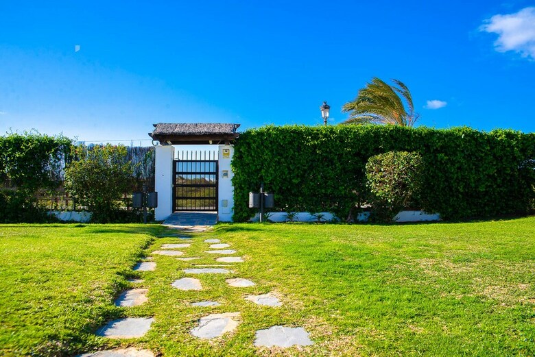 Oleholidays Apart. Los Monteros-palm Beach 8b0 A 50 M Playa