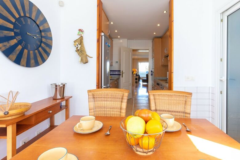 Oleholidays Apart. Los Monteros-palm Beach 8b0 A 50 M Playa