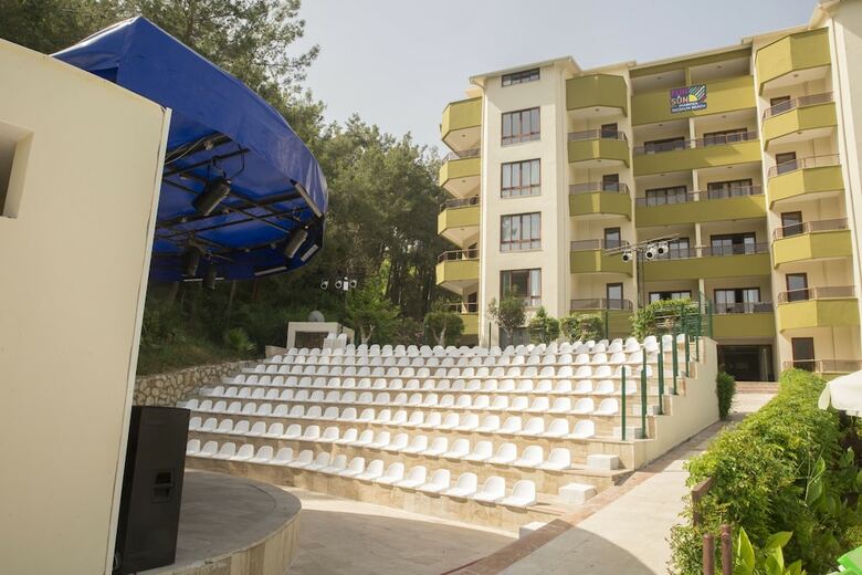 Hotel Fun & Sun Miarosa Incekum Beach - All Inclusive