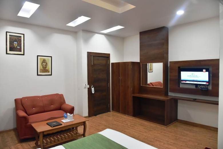 Hotel Dewan Palace Dharamshala