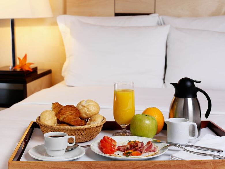 Cambridge Red Deer Hotel & Conference