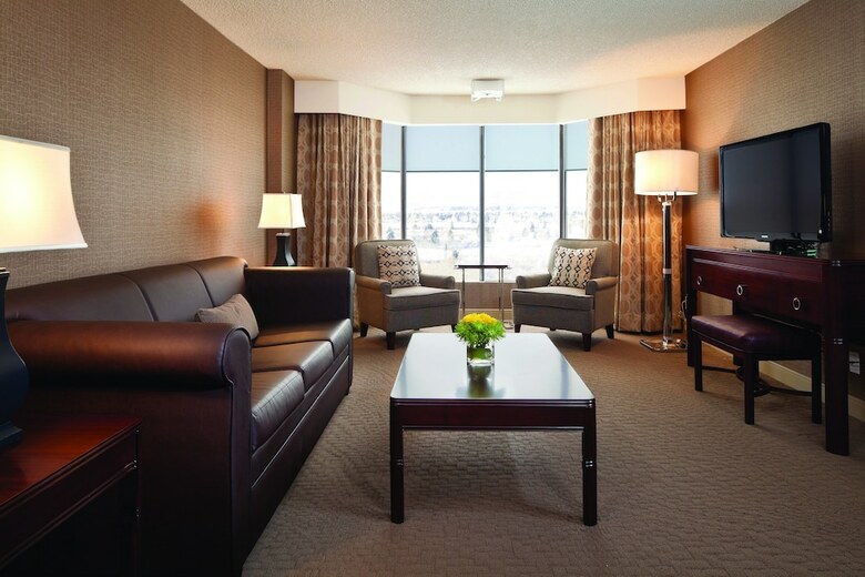 Cambridge Red Deer Hotel & Conference