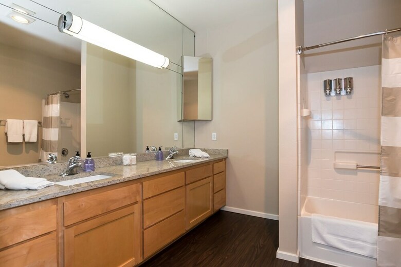 Kasa Seattle Bellevue Apartments