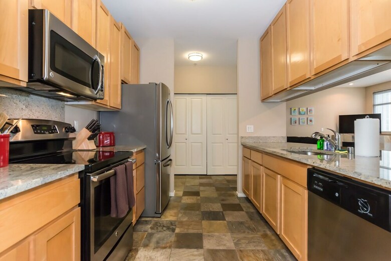 Kasa Seattle Bellevue Apartments