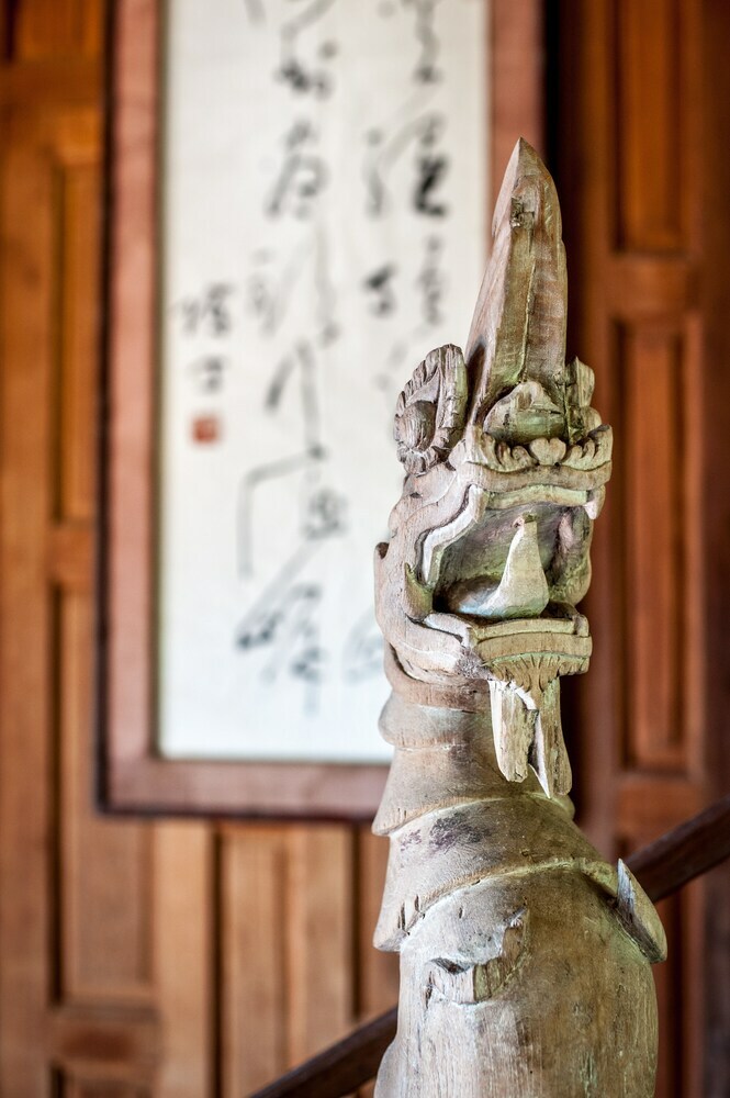 Stylish & Authentic Thai House Right On The Beach!