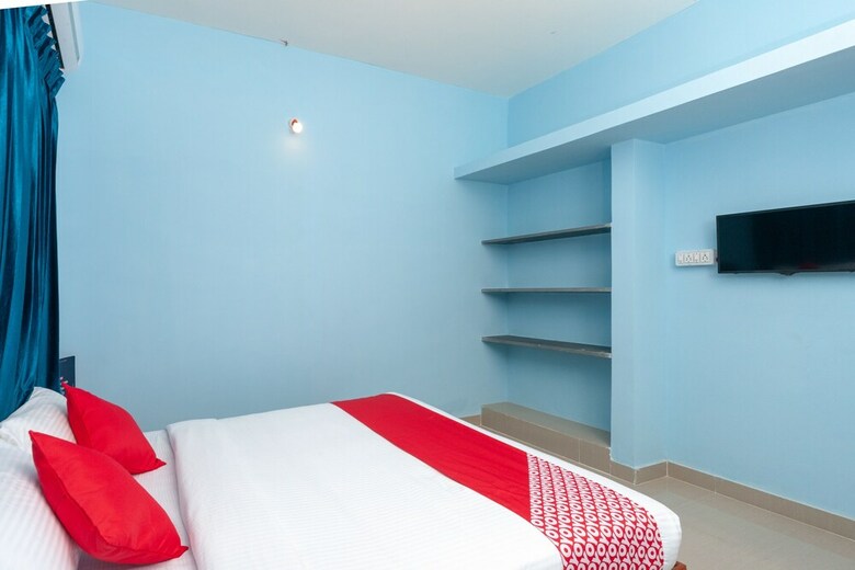 Apartamentos Oyo 15702 Thulsi Residency
