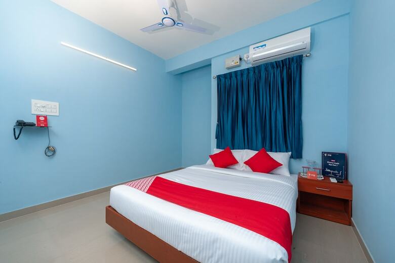 Apartamentos Oyo 15702 Thulsi Residency