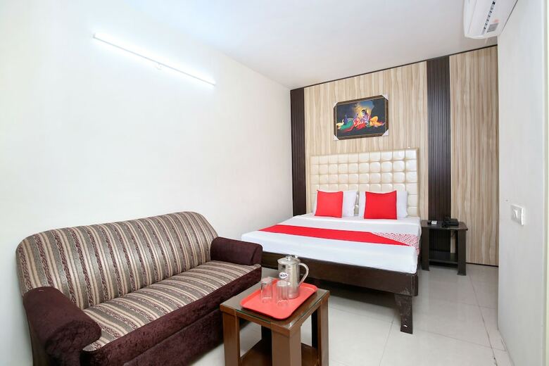 Hotel Oyo 24630 Perfect Home Stay