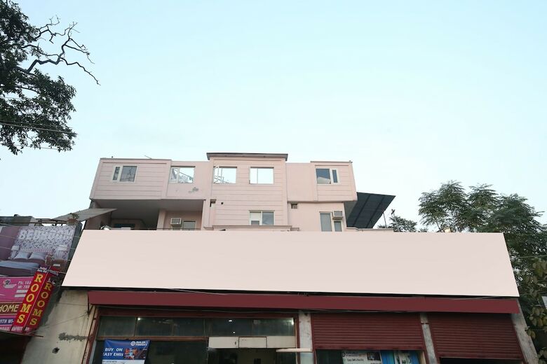 Hotel Oyo 24630 Perfect Home Stay