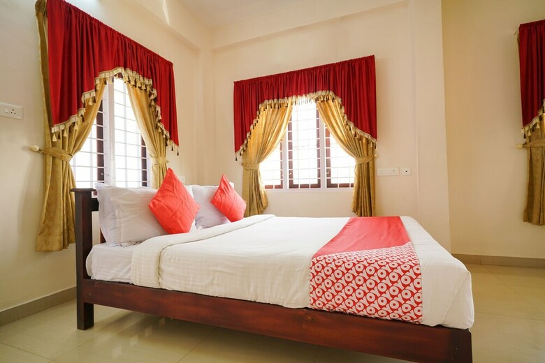 Hotel Oyo 15548 Mackal Residency