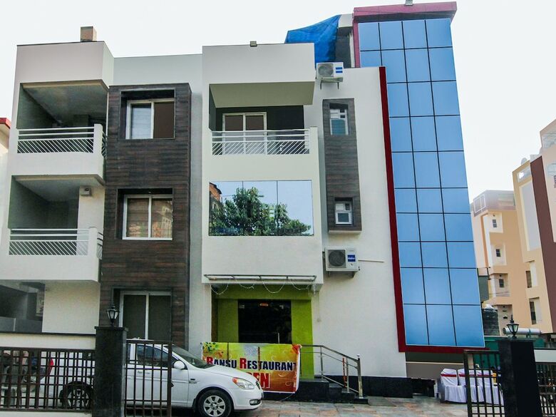 Hotel Oyo 17304 Ransu Residency