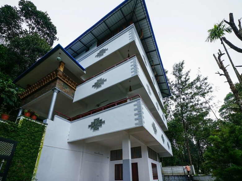 Hotel Oyo 16166 Linten Holiday Resort