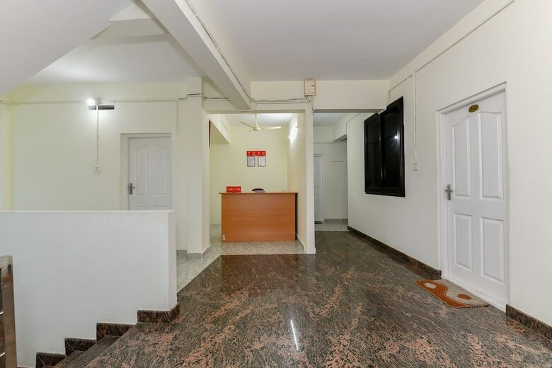 Hotel Oyo 26488 Athani Residency