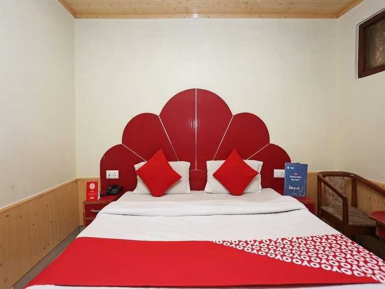 Hotel Oyo 27002 H S R Ram Bazaar