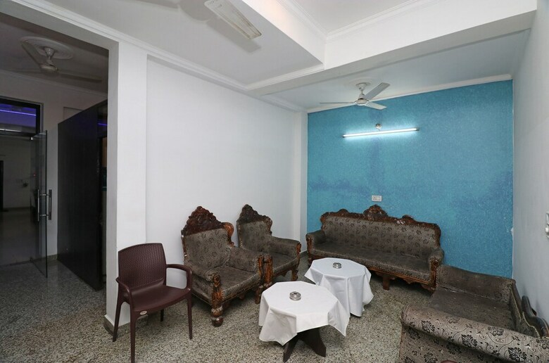 Hotel Oyo 22711 Rajni Guest House