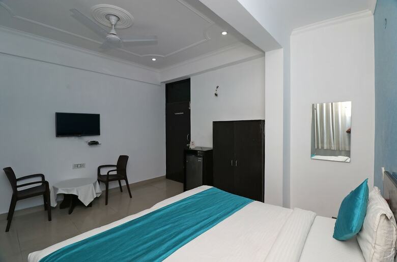 Hotel Oyo 22711 Rajni Guest House