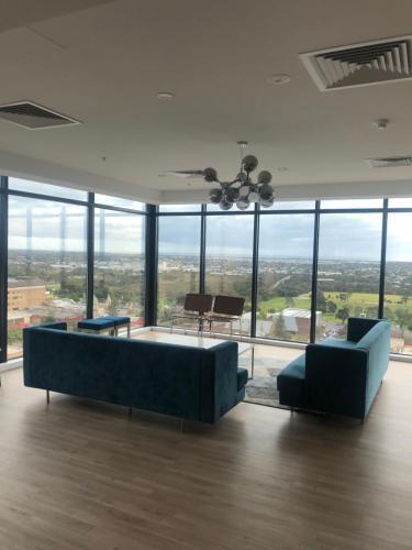 Mid City Apartment