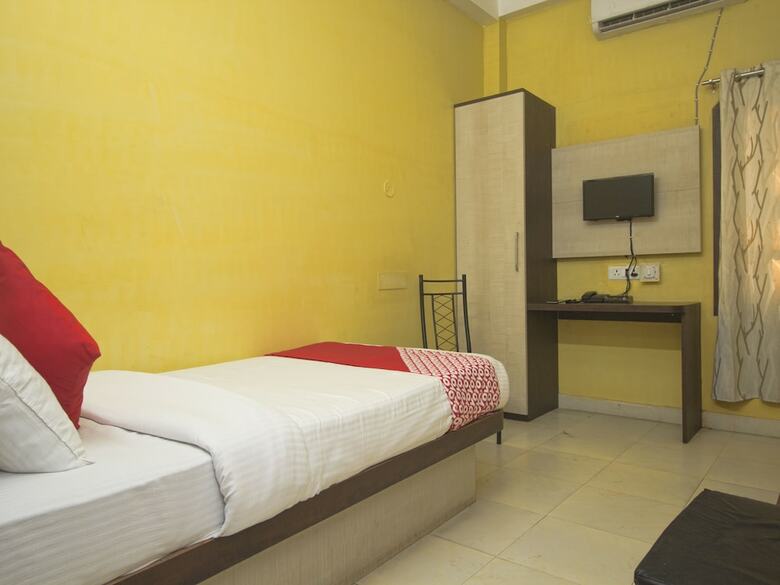 Oyo 13521 Sudhriti Hotel