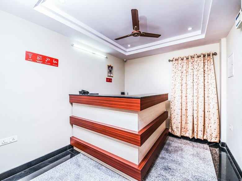 Oyo 26559 Renuka Hotels