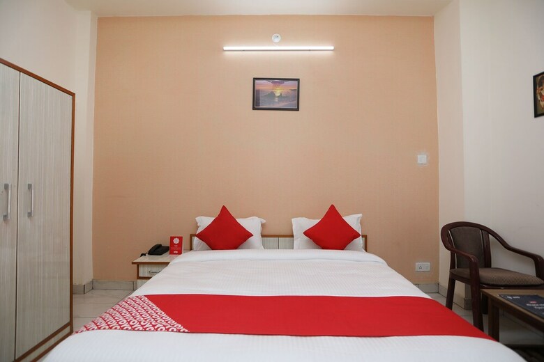 Hotel Oyo 17291 Shree Ram Palace