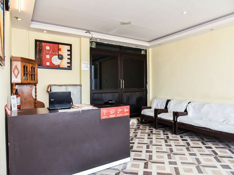 Oyo 24840 Hotel Ashiana Farm