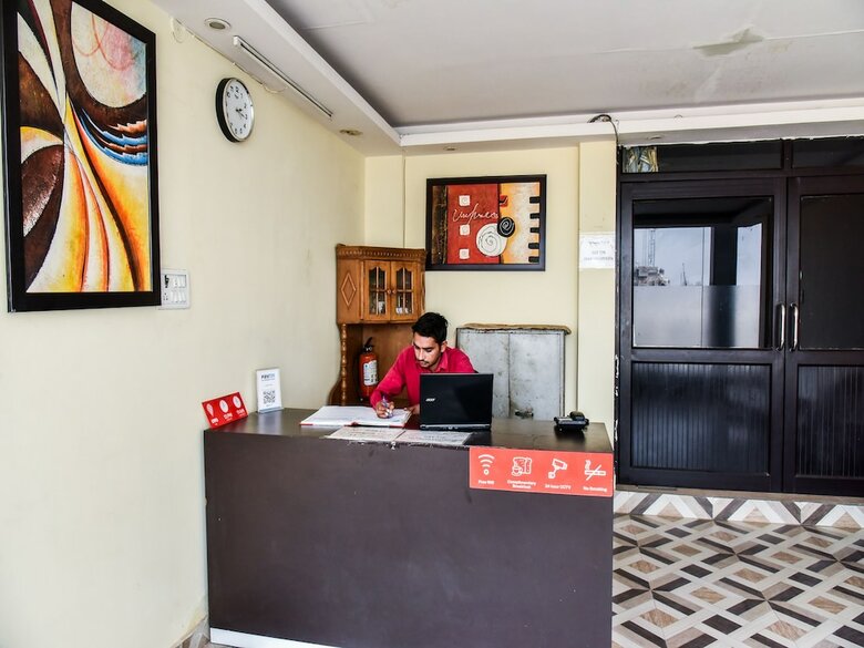 Oyo 24840 Hotel Ashiana Farm