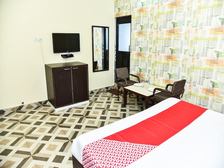 Oyo 24840 Hotel Ashiana Farm