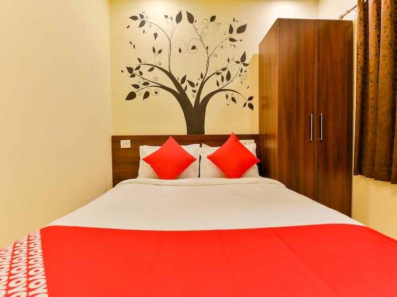 Hotel Oyo 17072 Meridian Regency