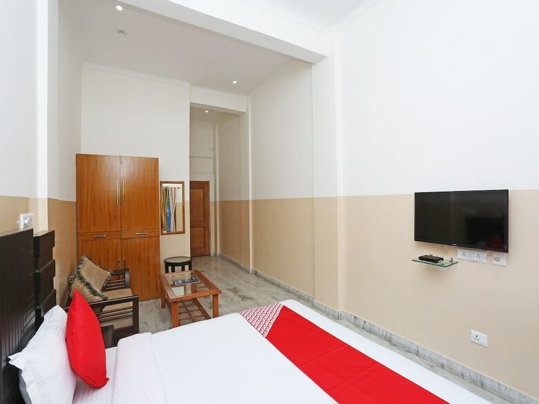 Oyo 19638 Hotel Jay Continental