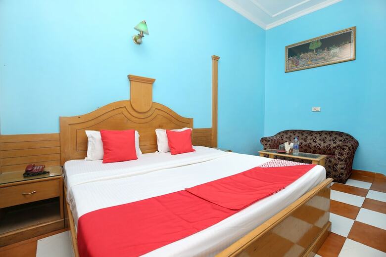 Oyo 17430 Gulshah Hotel