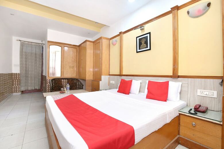 Oyo 17430 Gulshah Hotel