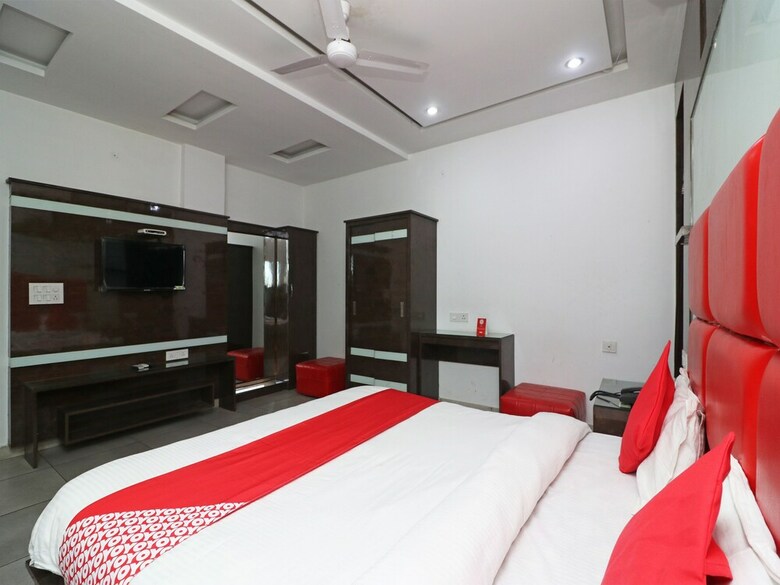 Oyo 22977 Hotel Alpine