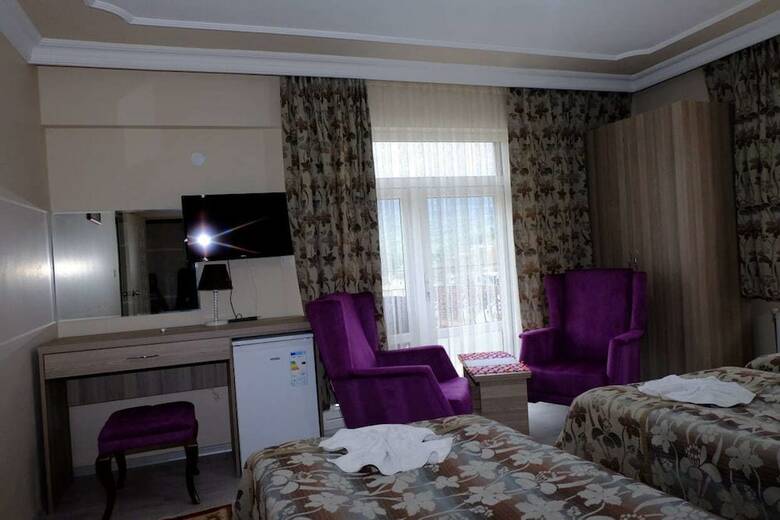 Sarimese Hotel