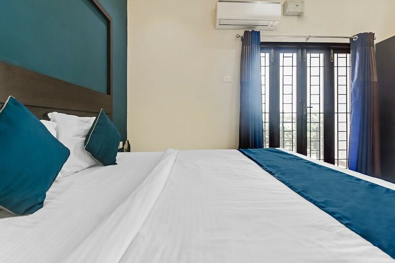 Hotel Oyo Flagship 18452 Pritam Airport Inn