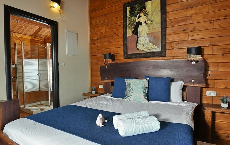 Cabana Touchwood