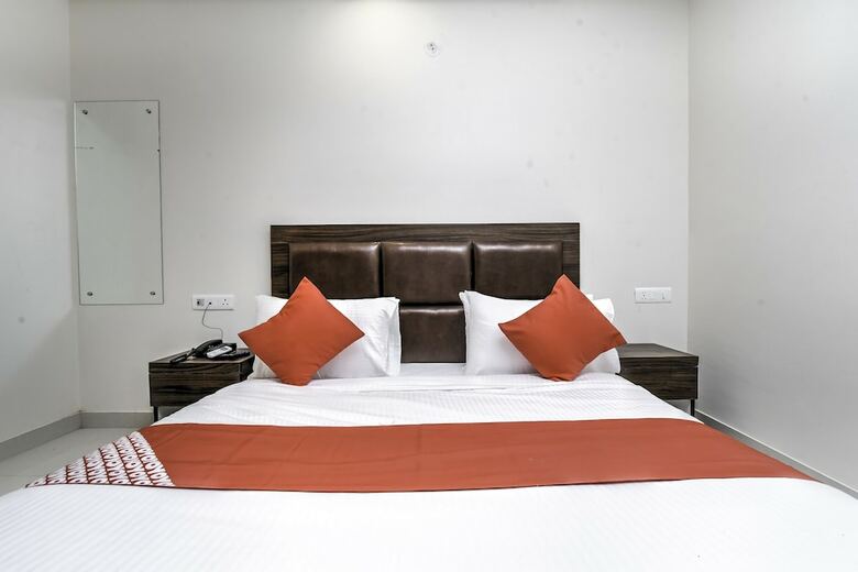 Hotel Oyo Flagship 24427 Jayam Nagar