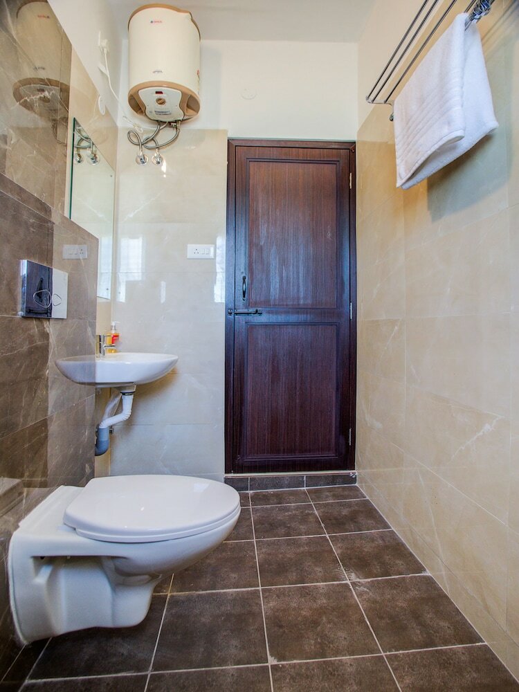 Hotel Oyo Flagship 24427 Jayam Nagar