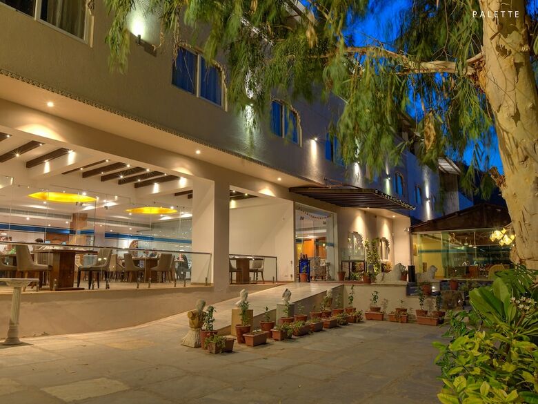 Hotel Palette Bamboo Saa Resort & Spa