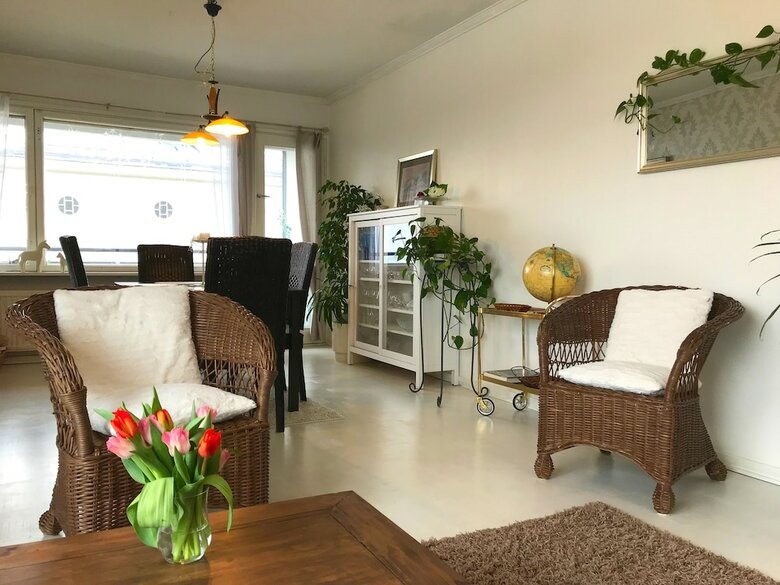 Local Nordic Apartments - White Falcon