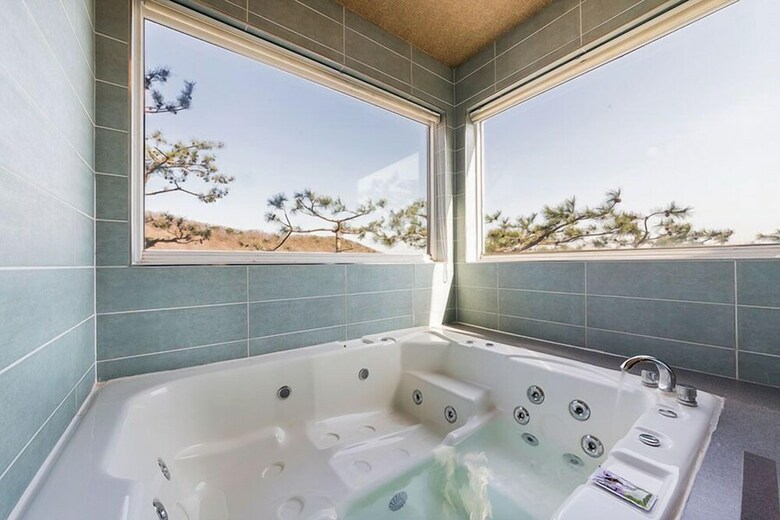 Ganghwa Skyhills Pension