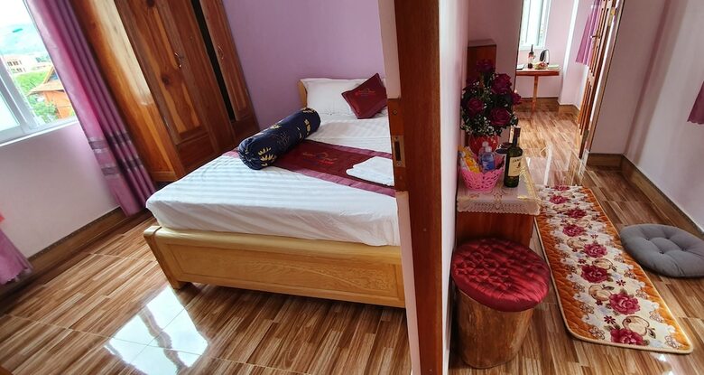 Hotel Queen Ponaland Homestay