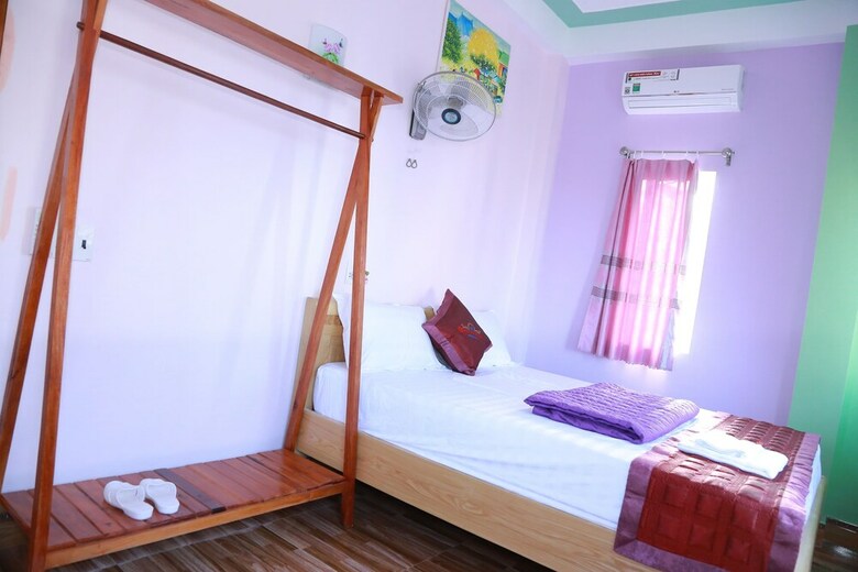 Hotel Queen Ponaland Homestay