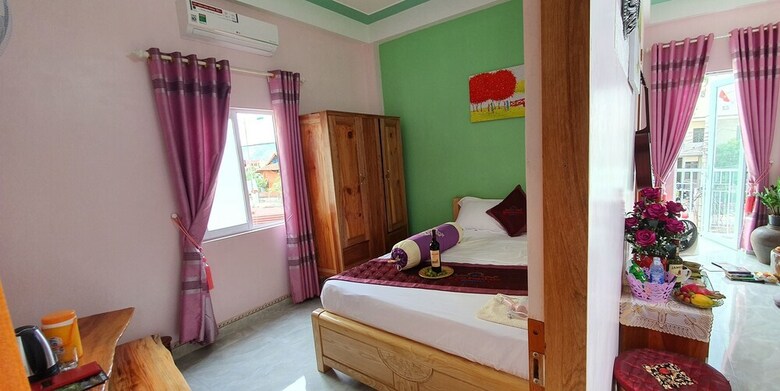 Hotel Queen Ponaland Homestay