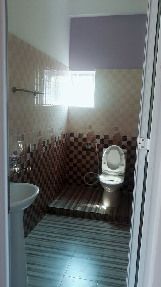Hotel Queen Ponaland Homestay