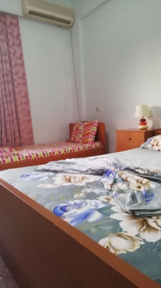 Aparthotel Apartaments Skrapalli